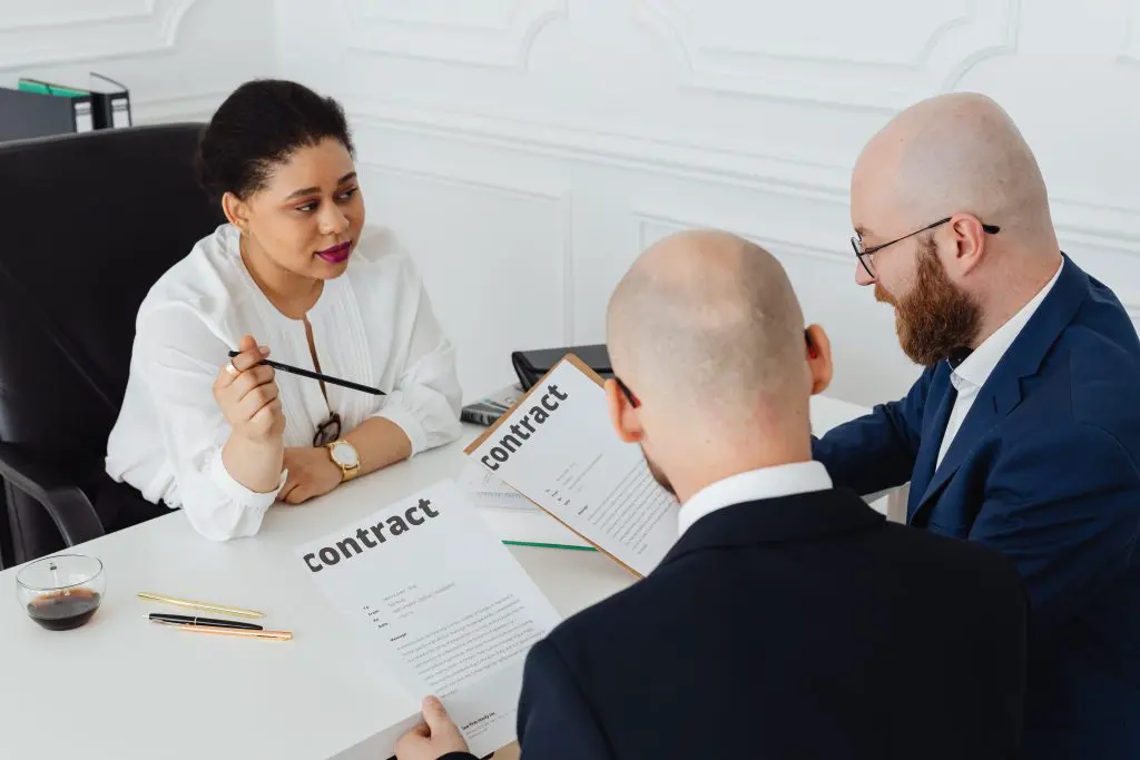 The 7 Fundamental Stages of Contract Management Made Easy