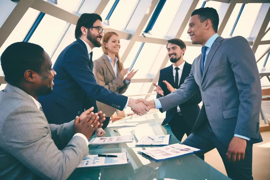 How to Set Up Vendor Contract Management: From Negotiation to Compliance