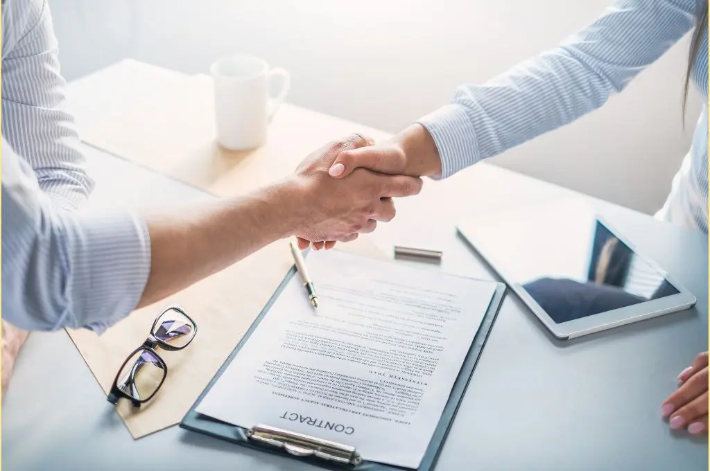 Mirror Image Rule in Contracts: Basic Laws and Importance