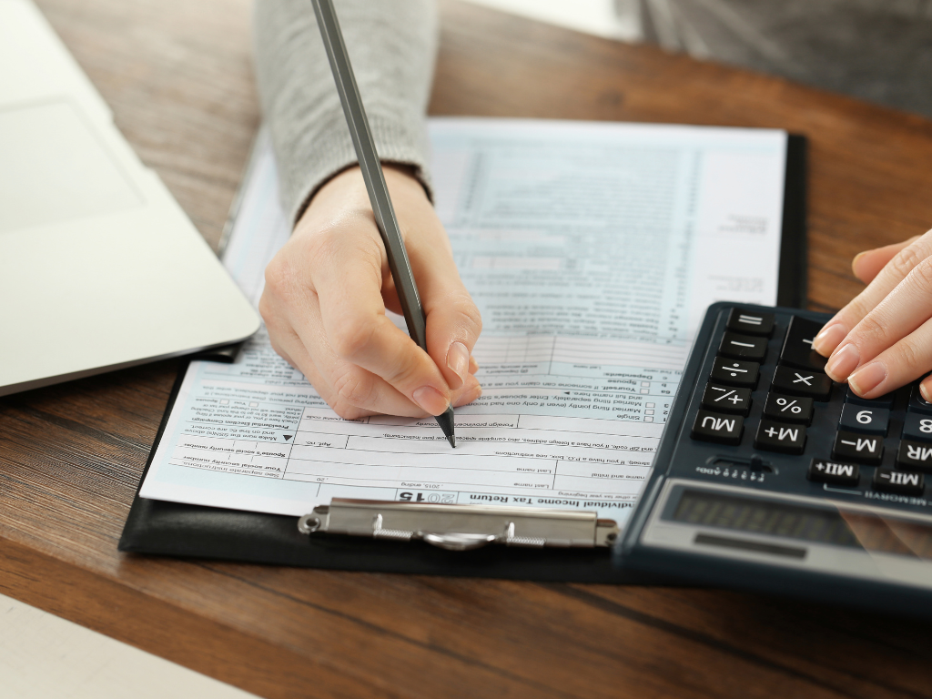 How To Create A Schedule D (Form 1040): Quick and Easy Tips
