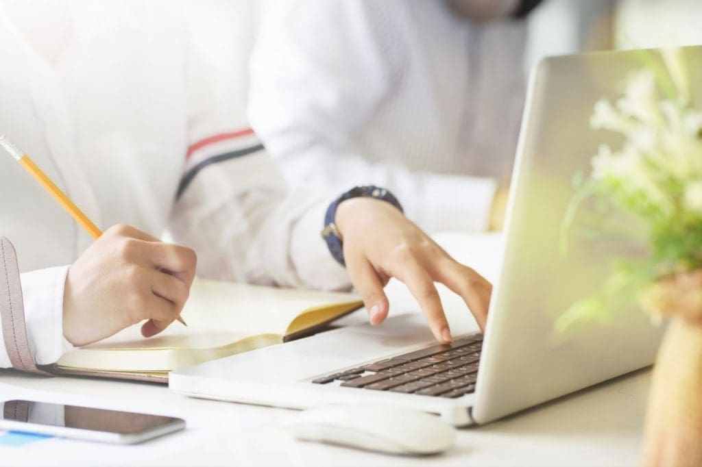 how do you esign with a computer image