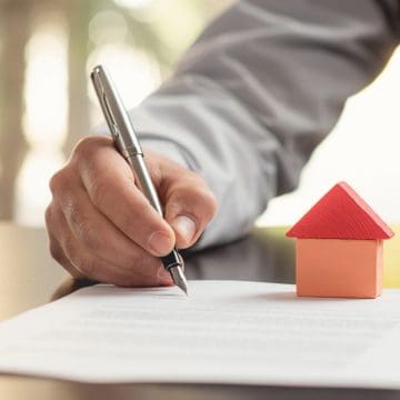real estate contracts featured image