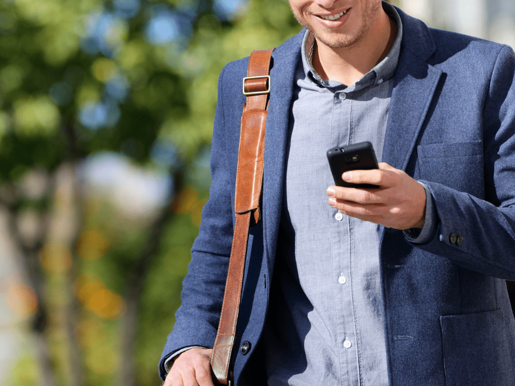 iCloud vs. Amazon Photos Fill